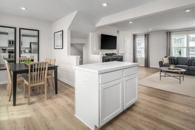 Photo - 5127 Stevedore Way