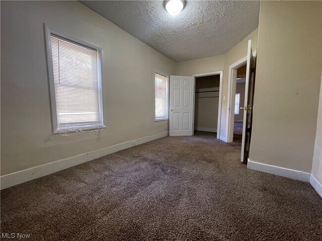 Photo - 366 Buckingham St Unit 2 (up)