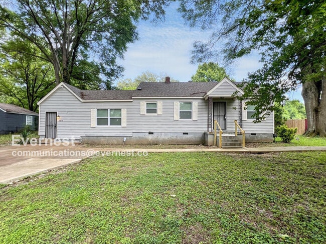 Photo - 4858 Auburn Rd House