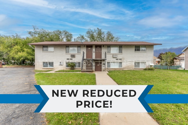 Building Photo - 1036 S Virginia Cir Rental