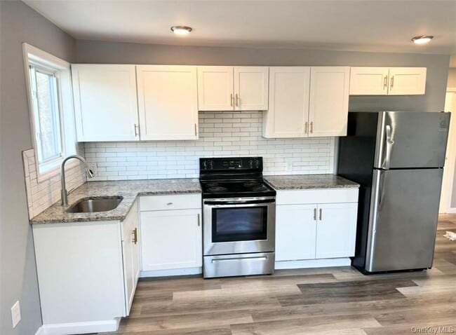 Photo - 4931 State Rte 55