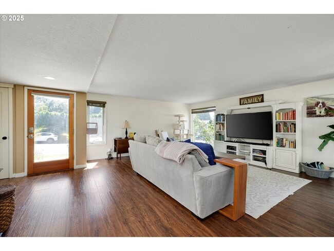 Photo - Bull Mountain Gem – Single-Level 3BR with 2 Living Areas, Large Yard & Pergola Patio