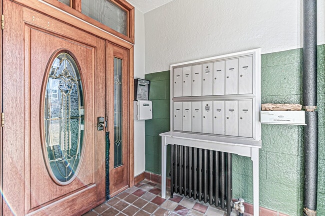 Photo - 1666 Detroit St Unidad SI ID1026272P