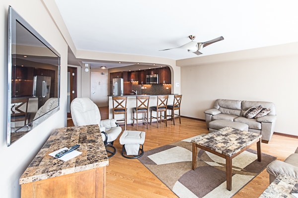 300 N State St Unit 3334