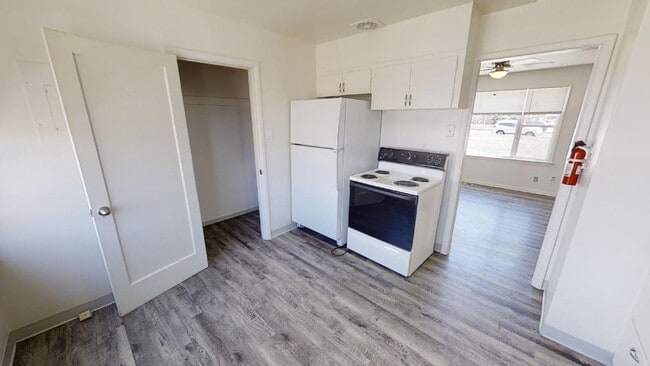 Photo - 1216 Janes Ln