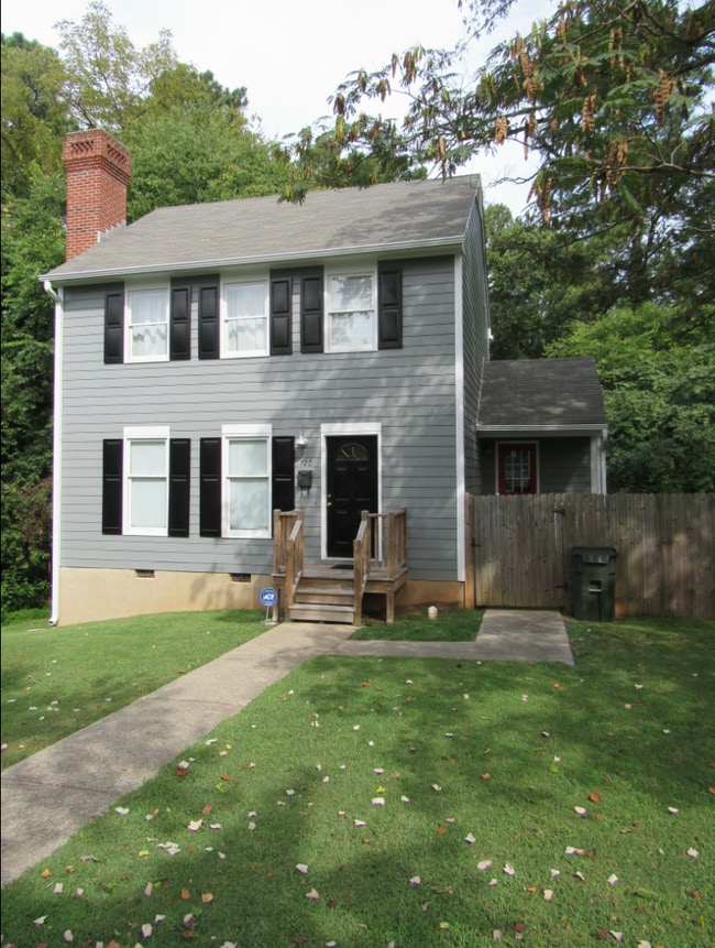Building Photo - 720 S Merritt Mill Rd