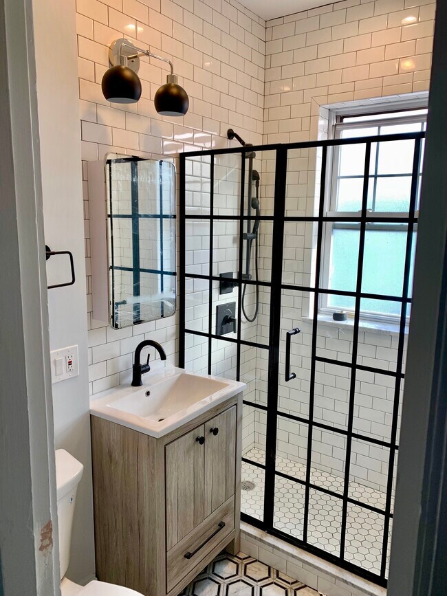 Photo - 61 Quint Ave Unidad 7