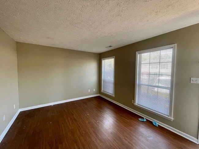 Photo - Townhome off Wiggington Road