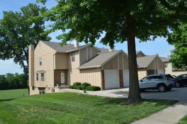 Chapel Oaks