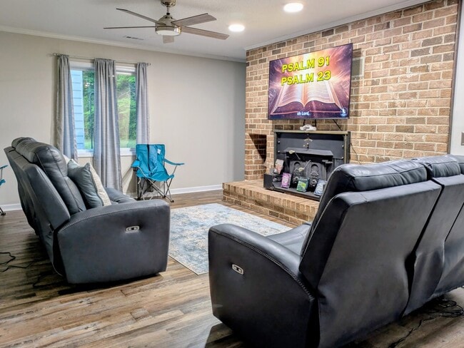 Photo - 3020 Allen Rd