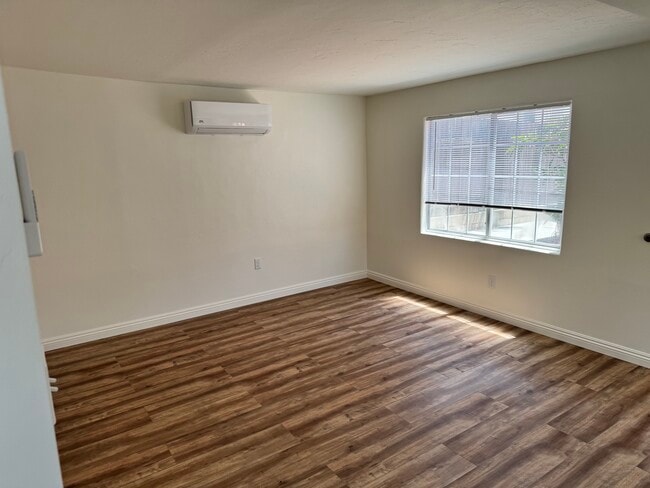 Photo - 3414 33rd St Unit B