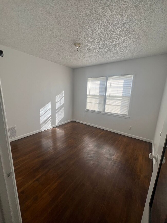 Photo - Great Southside Home