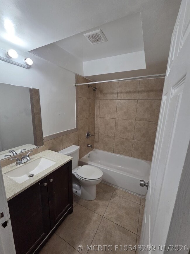 Photo - 7003 NW 79th St