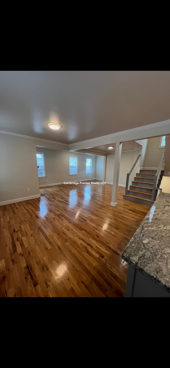 Building Photo - 96 Willis Ave