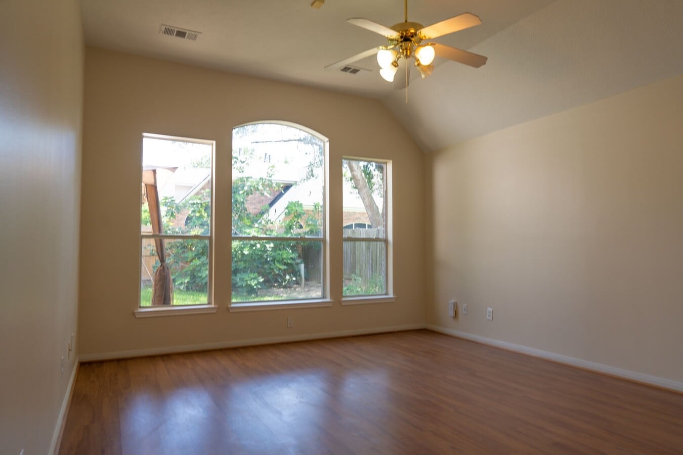 Photo - 15627 Rosewood Hill Ct
