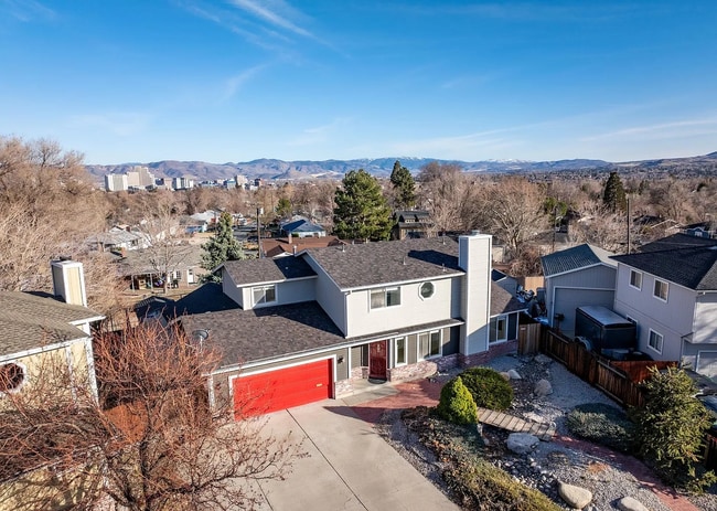 Photo - 3 Bed/2.5 Bath House w/ Yard Close to UNR