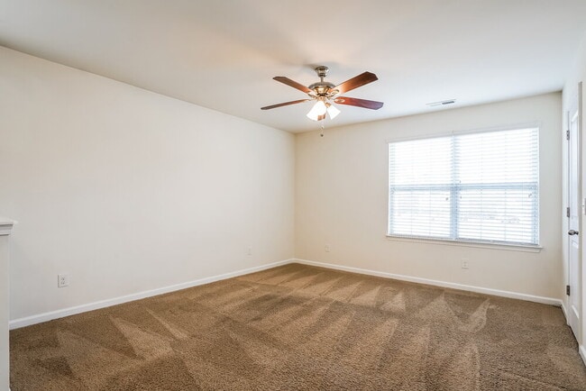 Photo - 657 Rose Mallow Dr