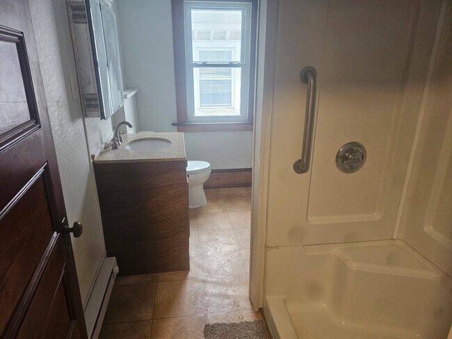 38 River St Unit 2