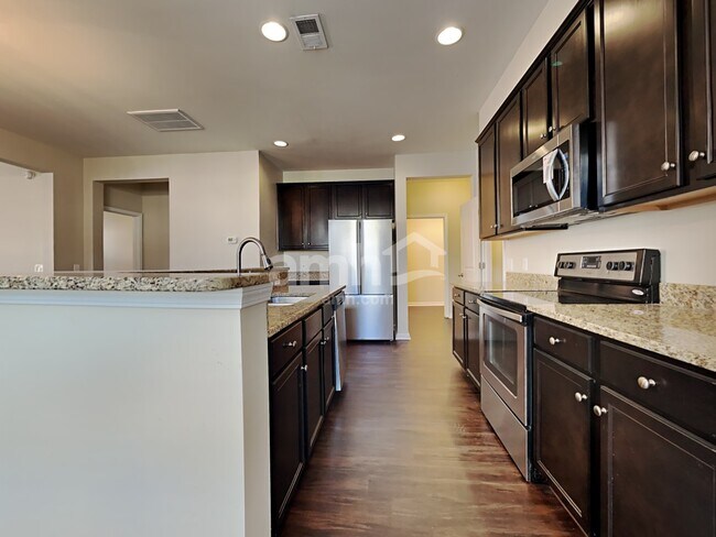 Photo - 112 Orleans Ct