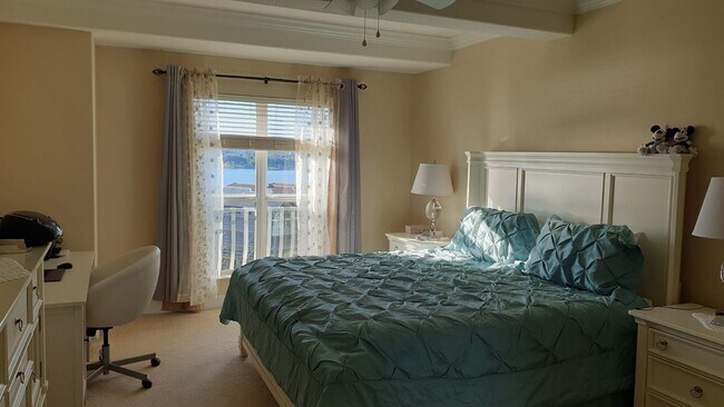 Photo - Stunning 3 bedroom top floor in Toscana FULLY FURNISHED