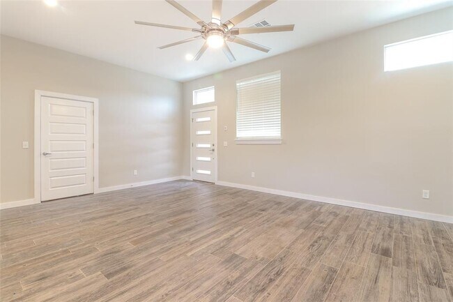 Photo - 11357 Paradise Out Ln