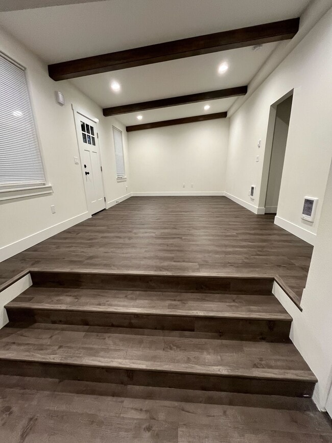 Photo - 1298 Beach Ave
