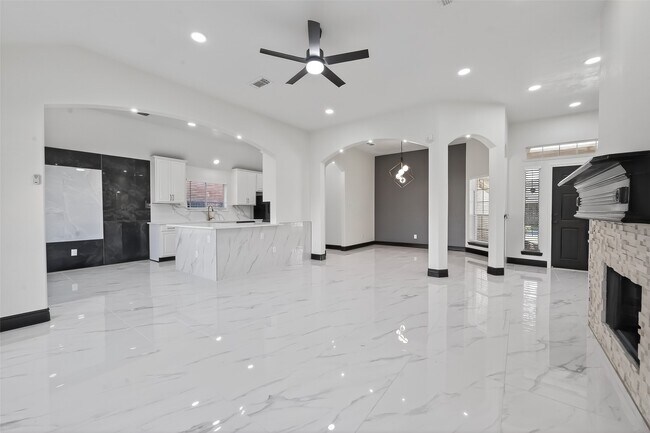 Photo - 10703 White Bridge Ln