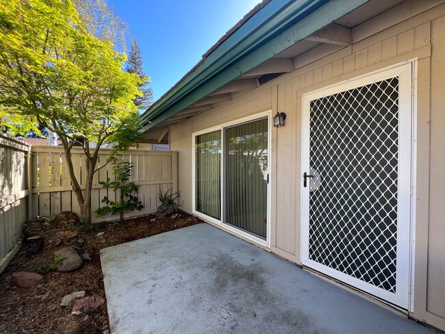 Photo - Corner Condo in the Pocket/Greenhaven Area