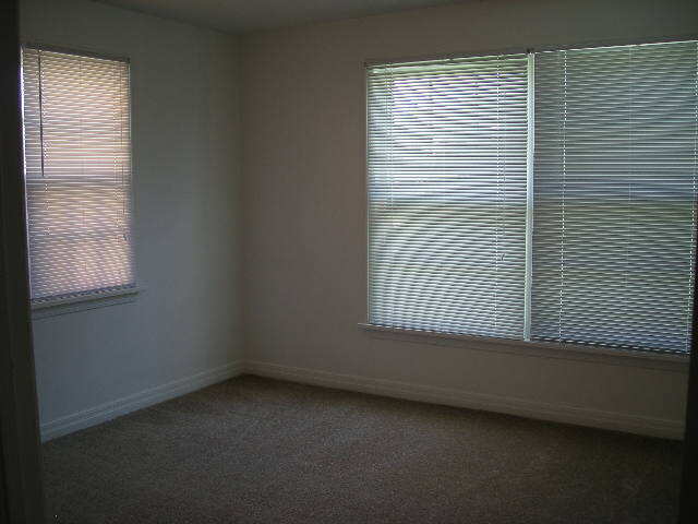Photo - 3305 NW 25th St