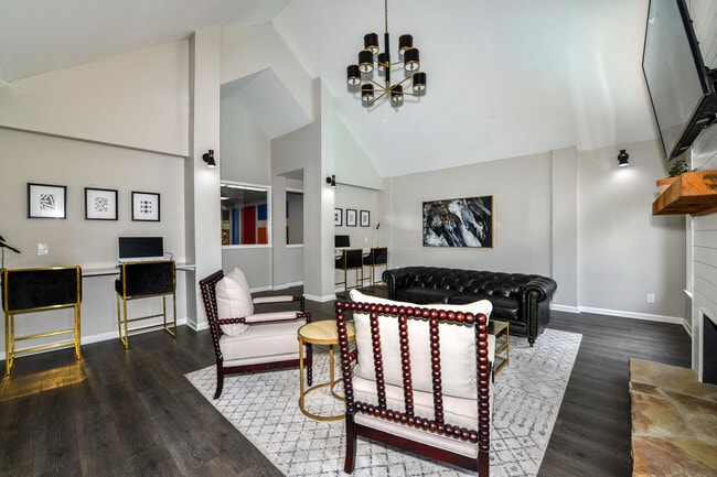 670 Thornton