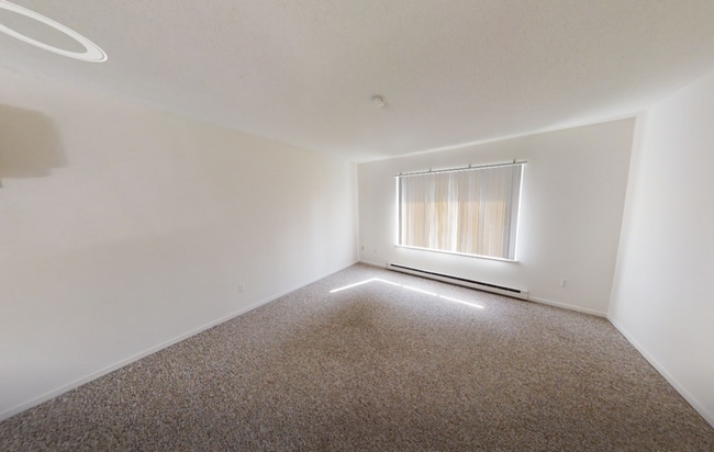 Building Photo - 795-97 N. Maple-795 Unit 795 Rental