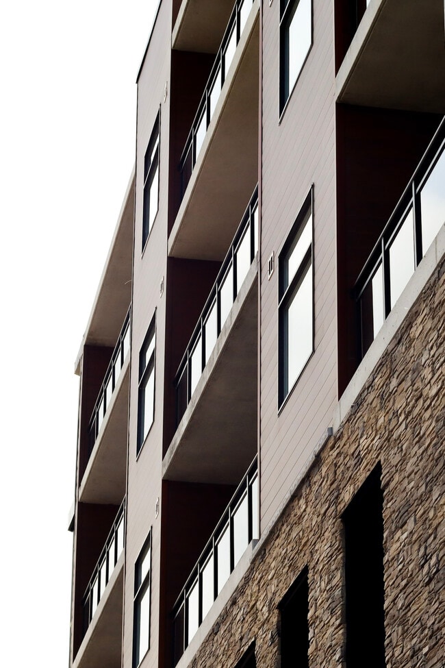 Photo - Mill Run Suites