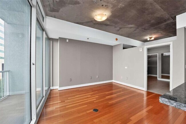 Photo - 44 Peachtree Pl NE Unit # 629