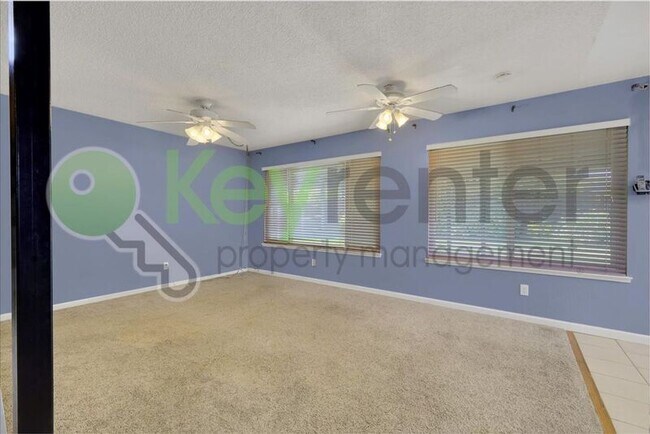 Photo - 7005 Woodside Dr House