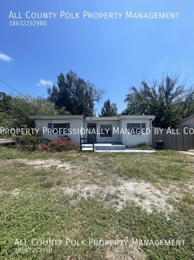 3 Bedroom 1 Bath Home in St. Pete! - 3 Bedroom 1 Bath Home in St. Pete!