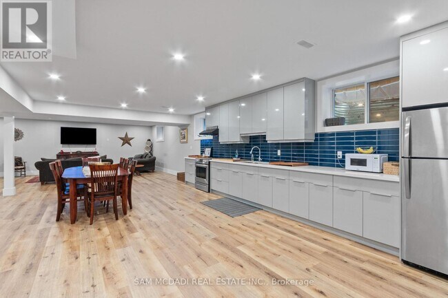 Photo - 3047 Grenville Dr Unit BSMT
