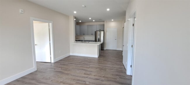 Photo - 3801 Davie Blvd Unit 204