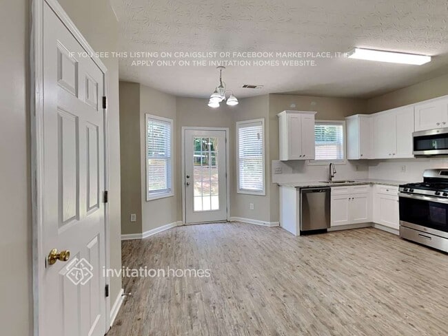 Photo - 463 Marsh Lake Rd SE