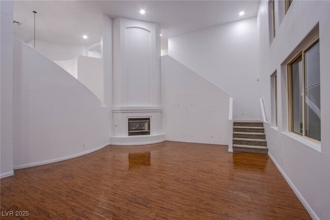 Photo - 9213 Grand Gate St