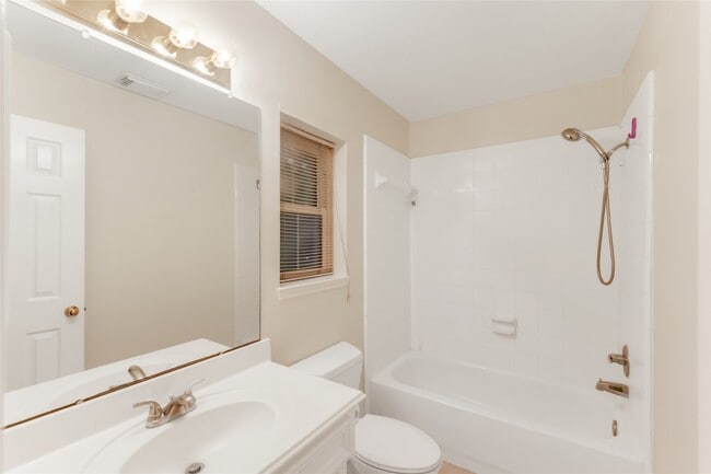 Photo - 3931 Shadow Trace Cir