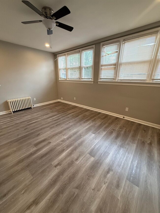 Photo - 303 Broadway Unit 1A