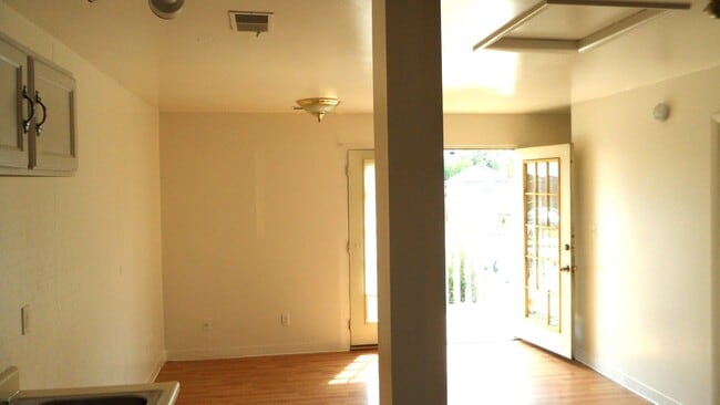 Photo - (1614 8th Ave) Unidad 3