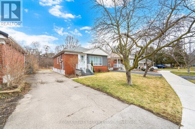Photo - 6 Bonnyview Dr