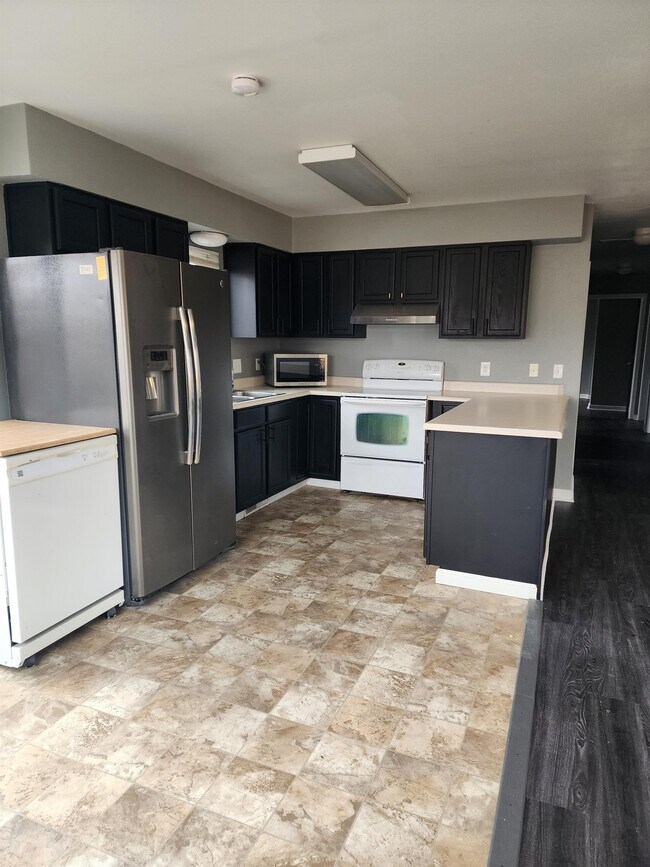 Photo - 1320 4th Ave NW