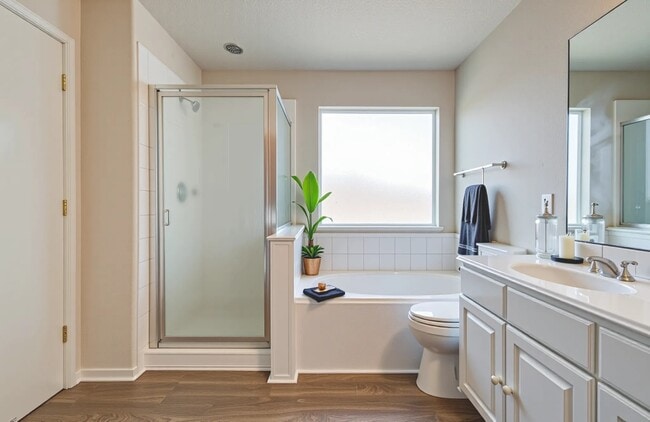 Photo - 18518 Alemarble Oak St