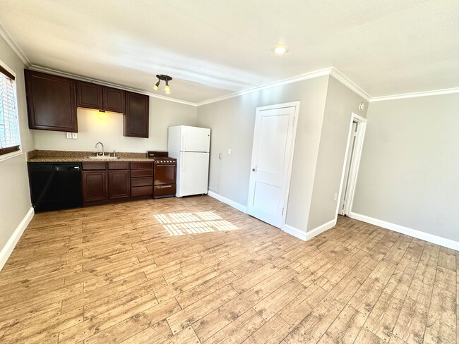 Photo - 2702 23rd St