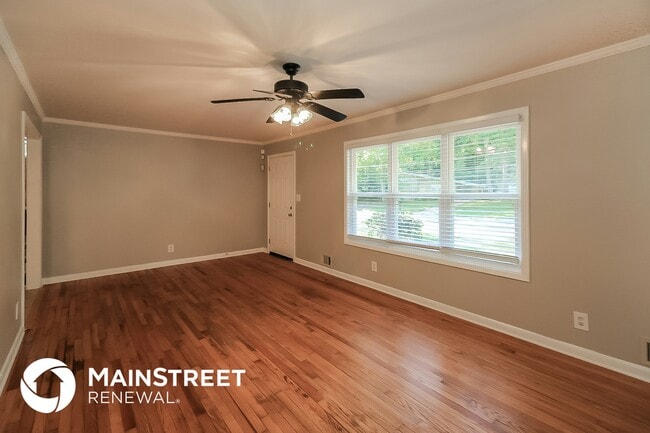 Photo - 2745 Westford Ct SW