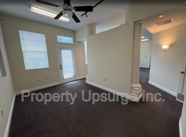 Photo - 140 E 6th St
