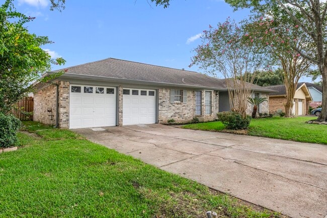 Photo - 1923 Winding Creek Dr