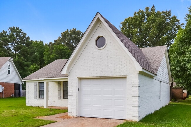 Photo - 6801 College Park Cove